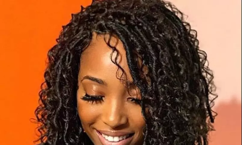 Up to 30% Off on Salon - Hair Braiding at Annas Glamour Salon - Primary Image