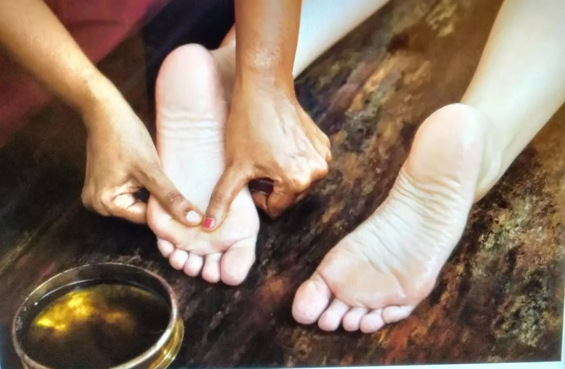 45 Min Sport Massage Stretch, 30 Minute Foot Detox and More