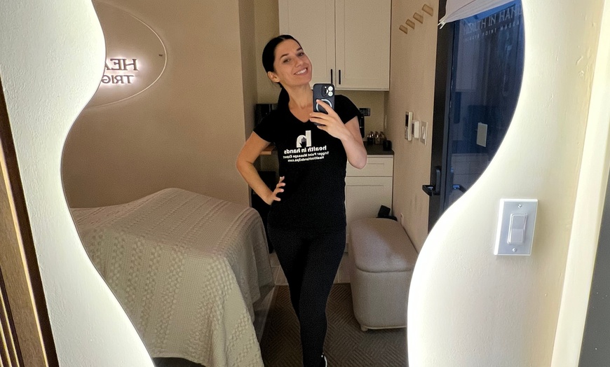 Image 7: 60, 90, or Couples Custom Therapeutic Massage