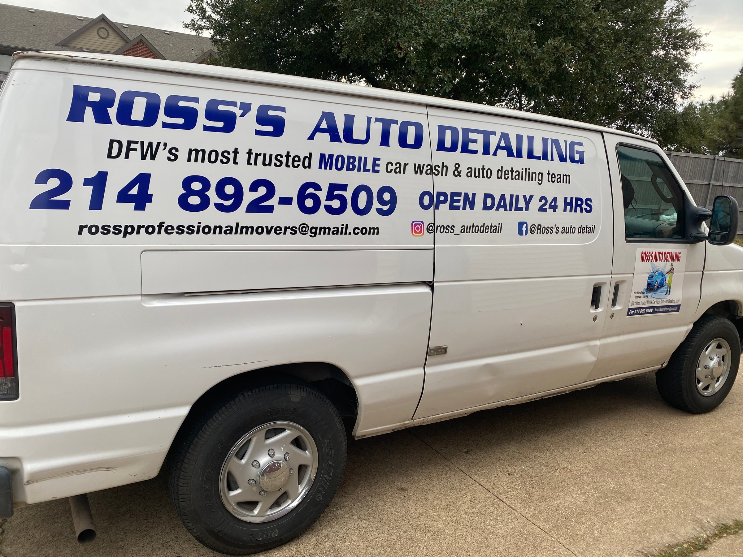 Up to 30% Off on Mobile Detailing at Rosss Auto Detailing