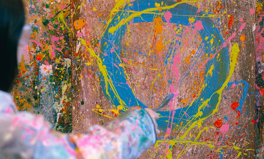 Image 9: Messy Splatter Paint Big Size-Wearing a Raincoat and Splashing Paint 