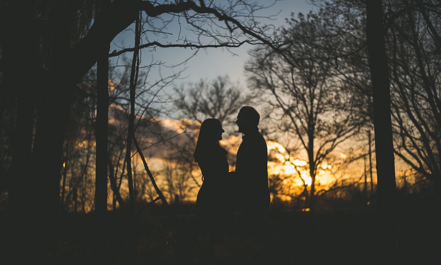 Image 8: One- to Two-Hour On-Location Photo Shoot with Print credit from Divno Photography ($50.00 Value)