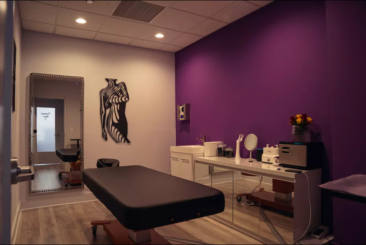 Up to 30% Off on Lymphatic Drainage Massage at Elite Practitioner **DUPE** - Primary Image