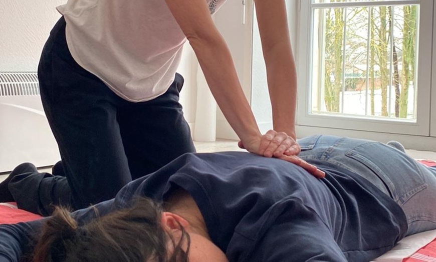 Image 1: Jusqu'à 30% de remise sur Massage - Autre spécialité chez Florence HAVARD