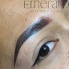 Image 3: Je gezicht is je visitekaartje: kies uit powderbrows of lipbehandeling