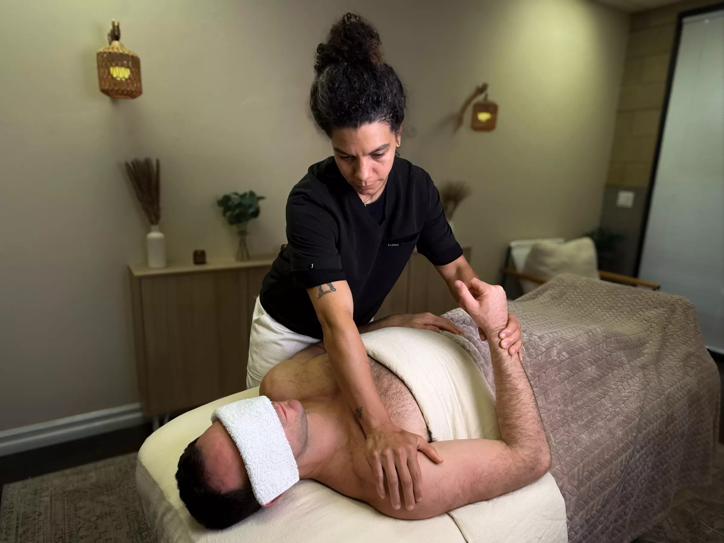 Relax w/ 60-, 90-, / 120-Min: Choice of Deep Tissue or Swedish Massage