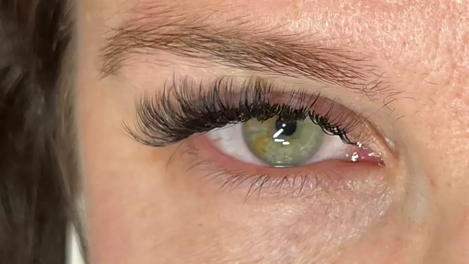 Up to 51% Off on Eyelash Extensions at Gean Beauty Salon - Second Medium