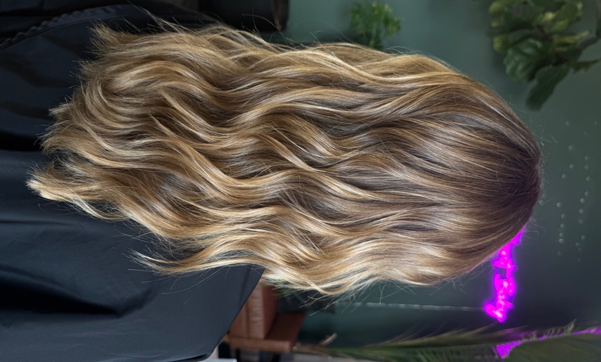 Image 3: Up to 37% Off on Salon - Hair Color / Highlights - Roots at Srqblondingbabe