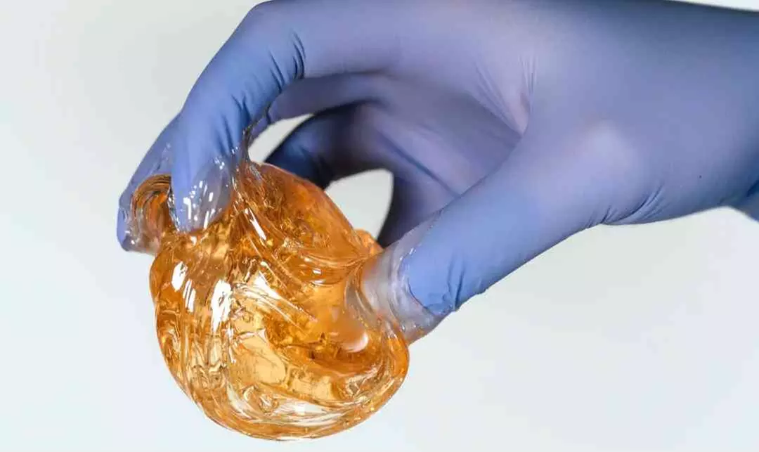 Up to 55% Off on Sugaring and Brow Laminations