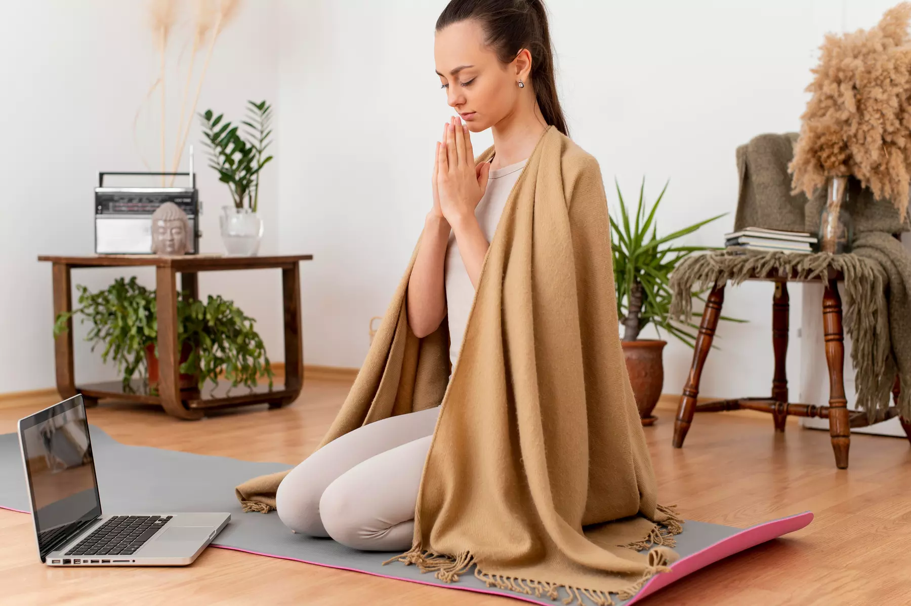 Up to 73% Off on Online Yoga & Meditation Session at peaceinside.me