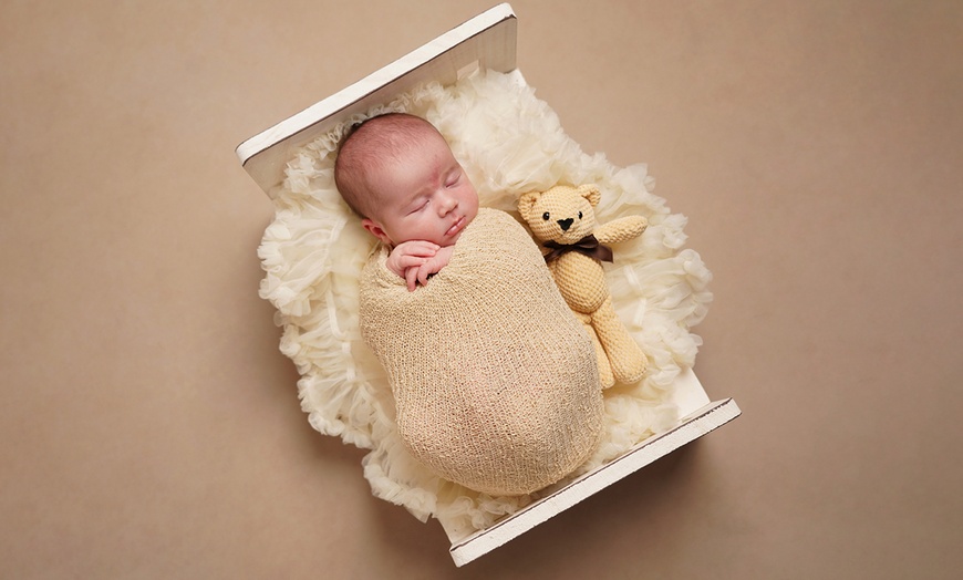 Image 1: Newborn Photoshoot with Prints