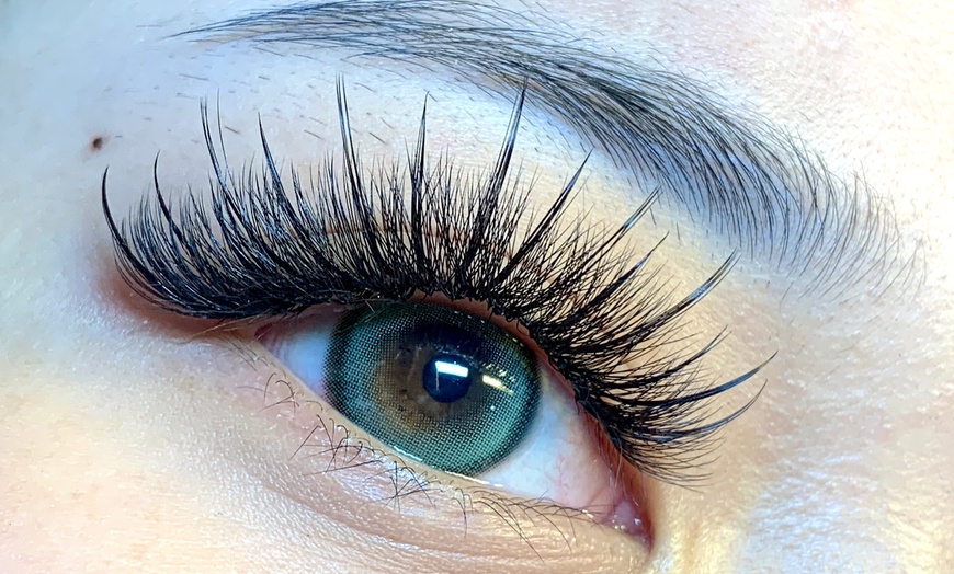 Image 1: Full Set of Eyelash Extensions for Stunning Eyes!