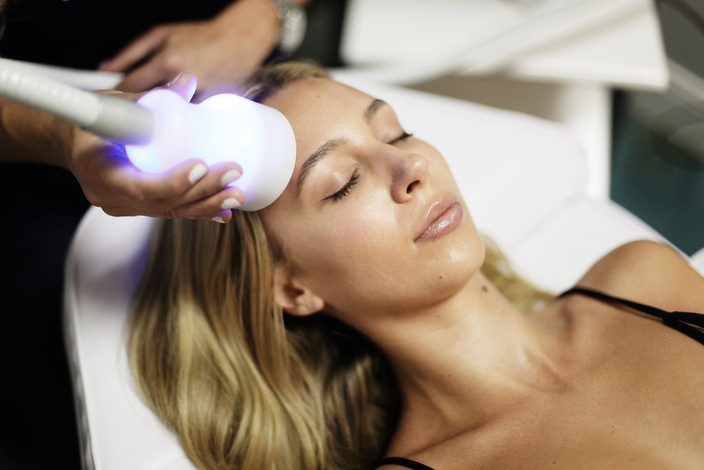 Refresh Your Look with a CRYO FACIAL CryoSkin Session