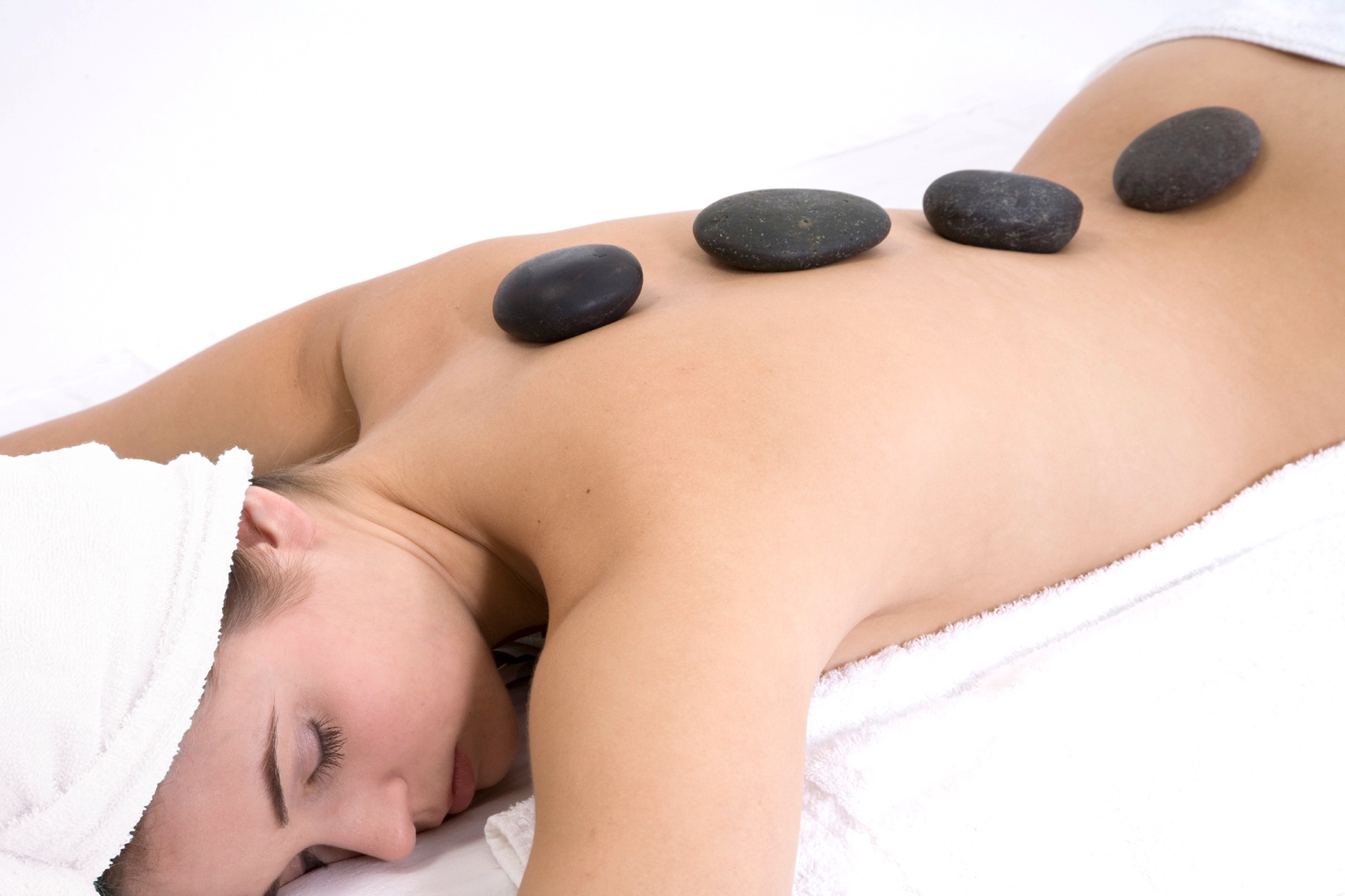 Enjoy Lomi Lomi Massage and Reflexology for Ultimate Relaxation