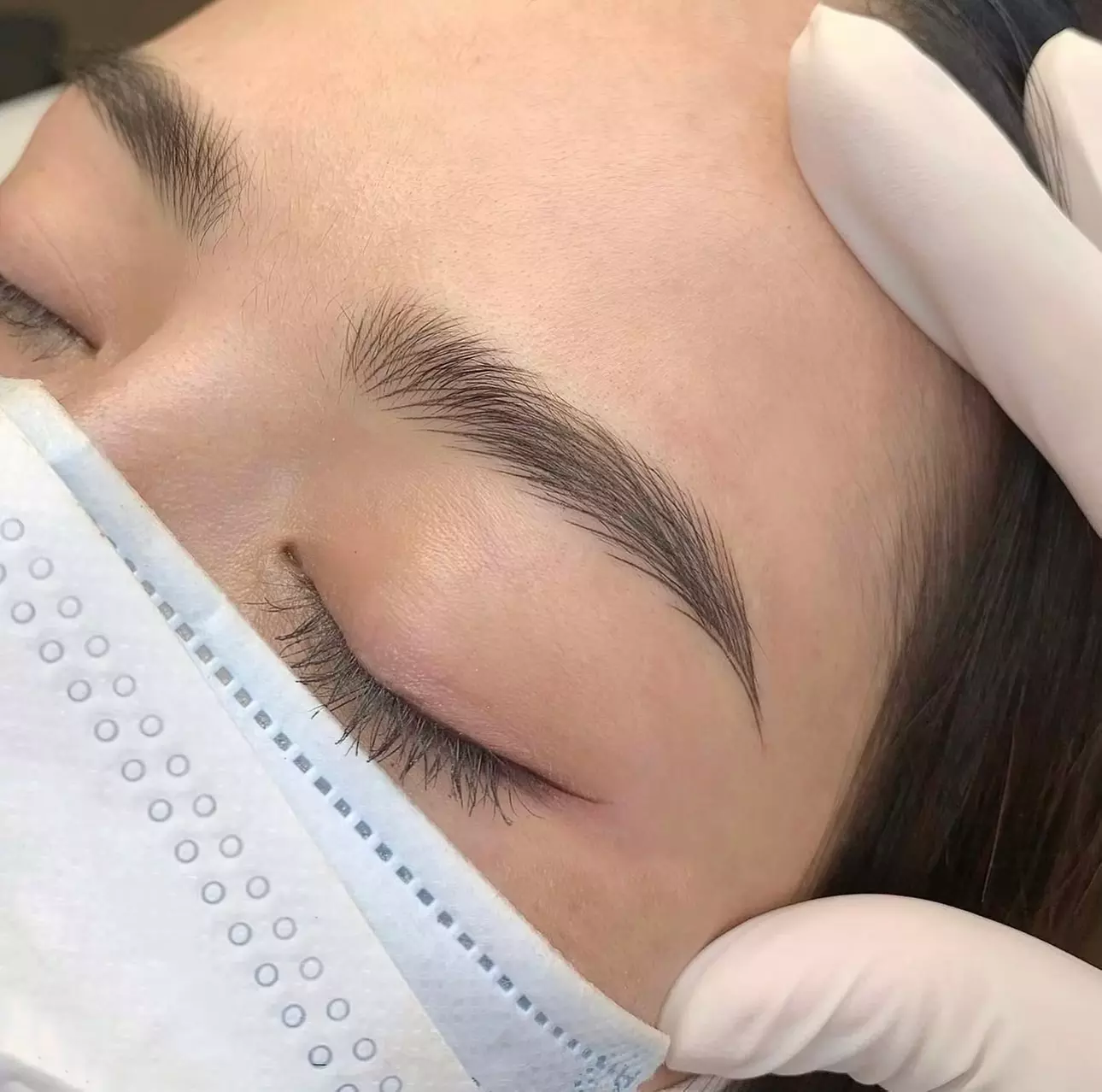 Deglamour offers Combo, Nano or Ombre brows for up to 45% off, waking up with perfect brows is now easy - Second Medium