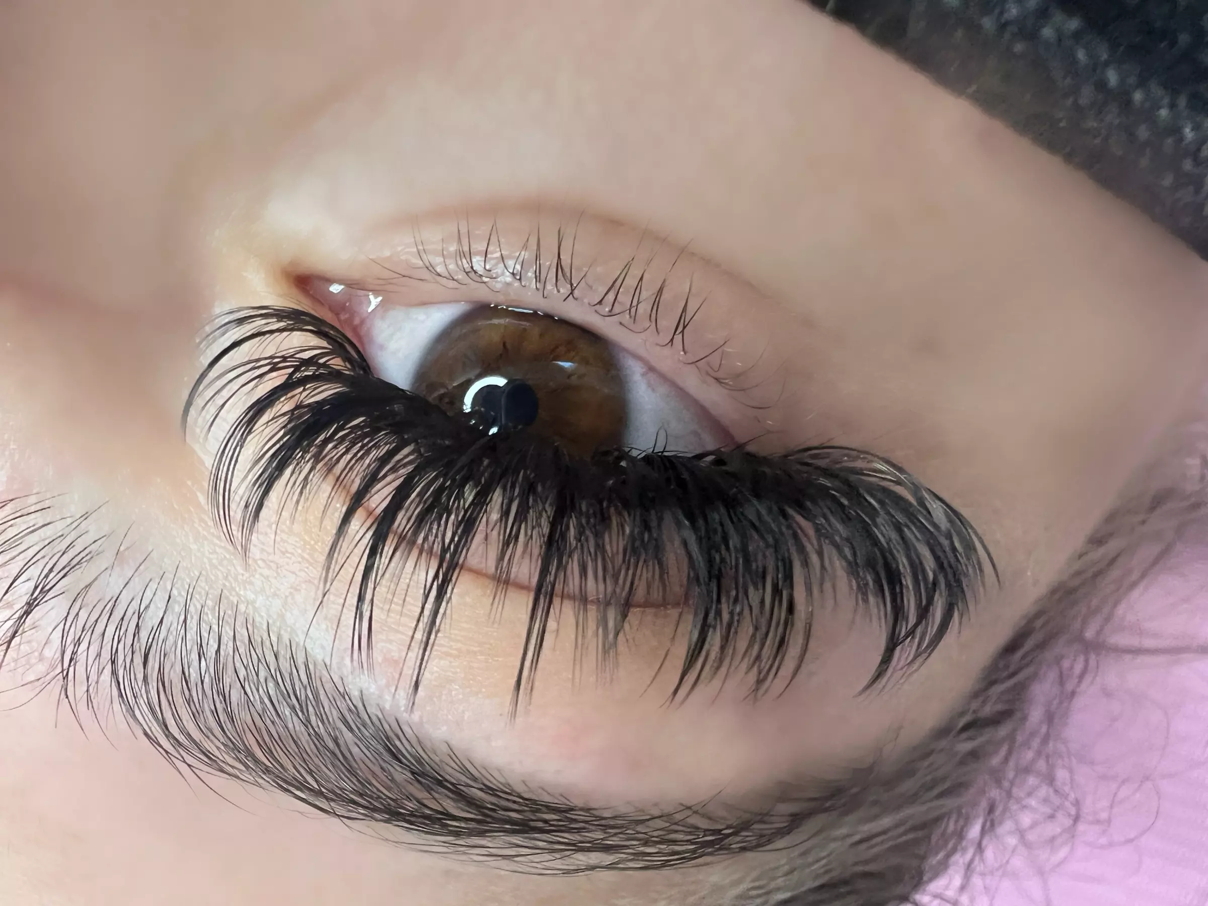 Get Beautiful Lashes with Classic or Volume Extensions