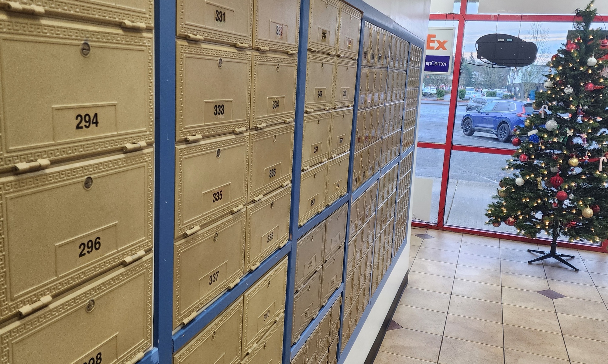Up to 50% Off on General Delivery (UPS, FedEx) at pony express - Primary Image