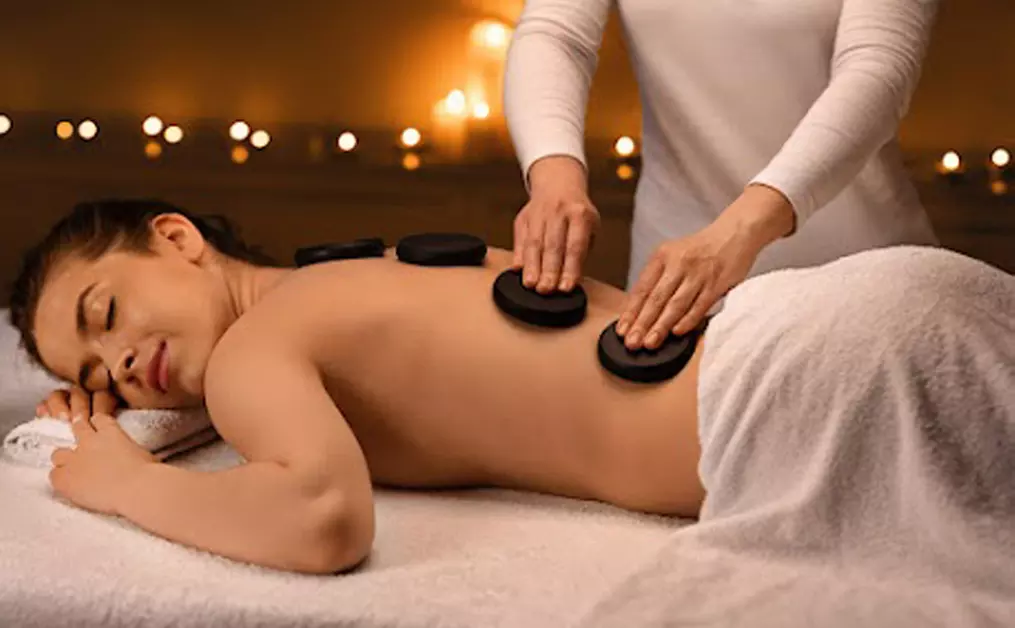 Up to 20% Off on Couples Massage at Lomi Lomi Spa - Primary Image