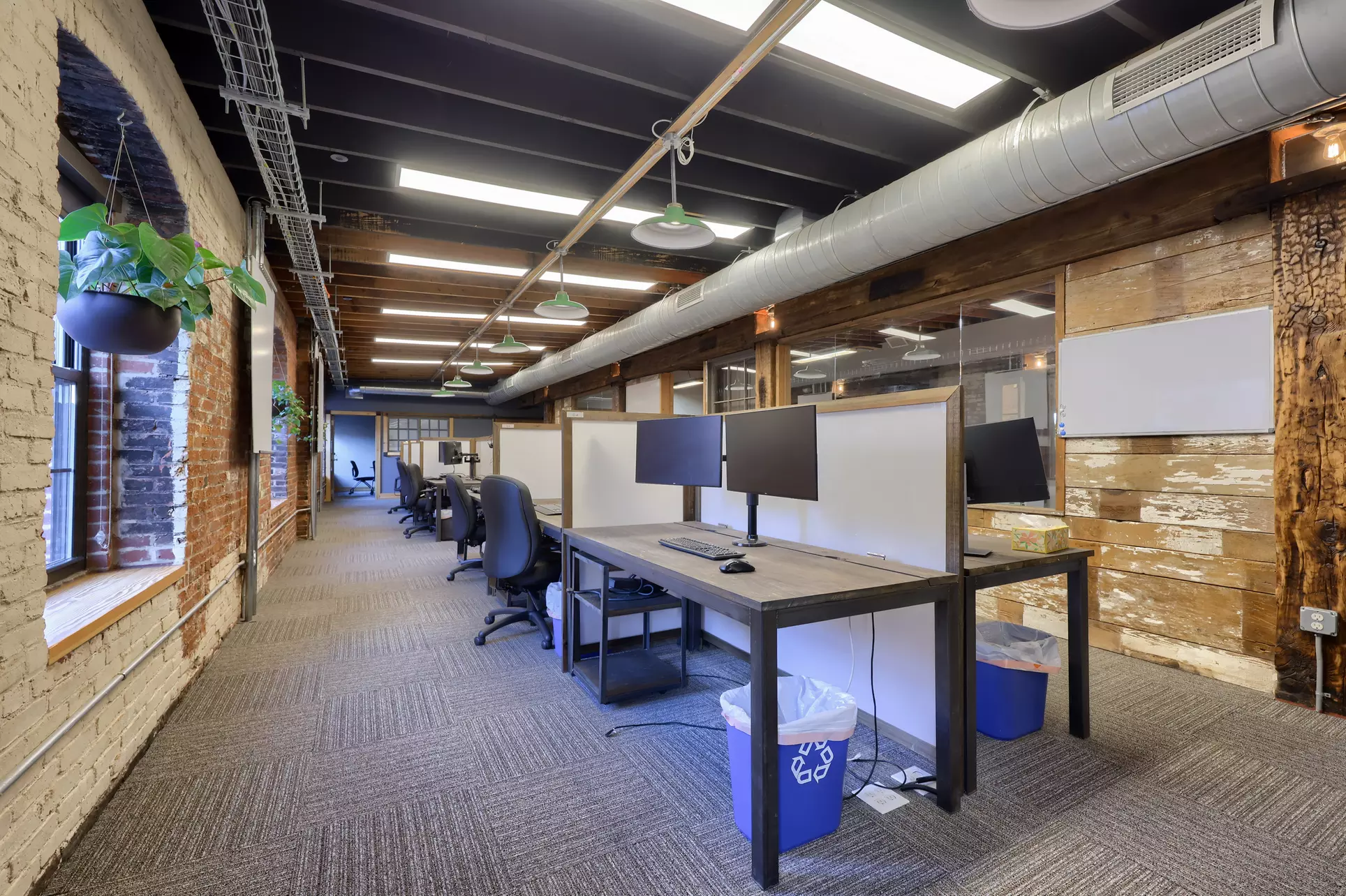 Experience a Professional Environment with Flexible Day Passes