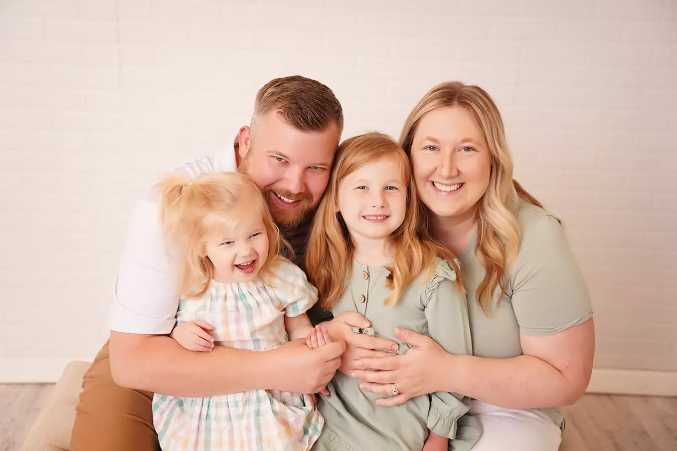 Capture Special Moments with a 15 or 30-Minute In-Studio Session