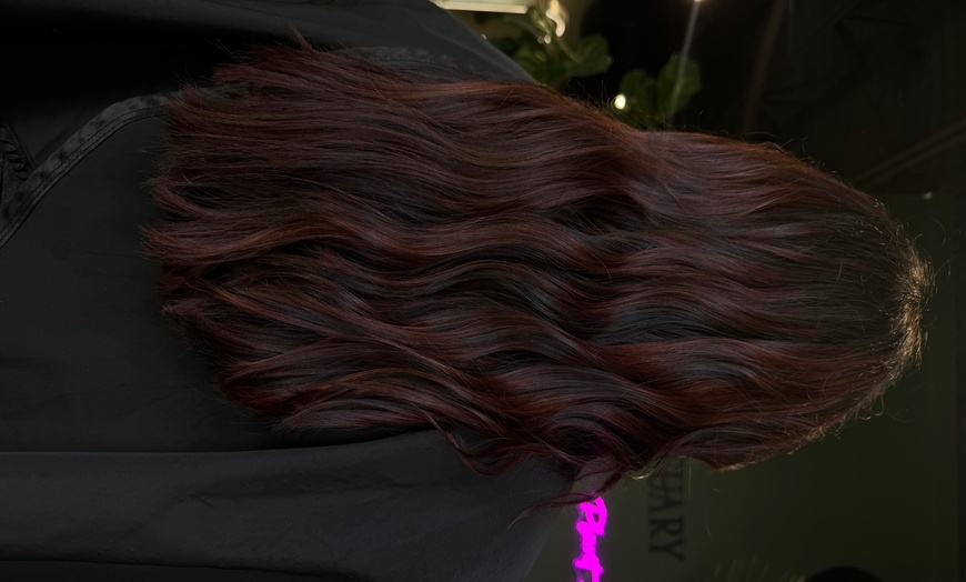 Image 4: Up to 37% Off on Salon - Hair Color / Highlights - Roots at Srqblondingbabe