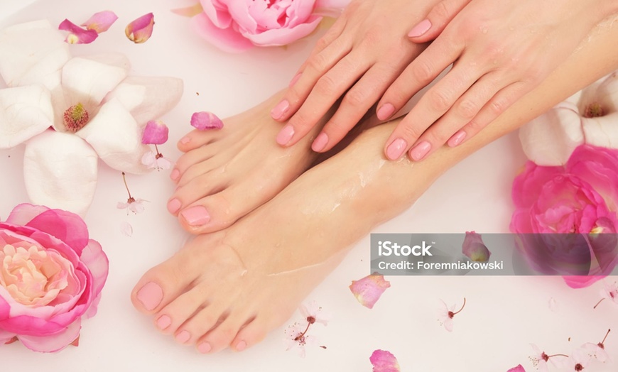 Image 2: Perfect Hands & Feet Combo, Nail Glam Deal & Detox Pedicure