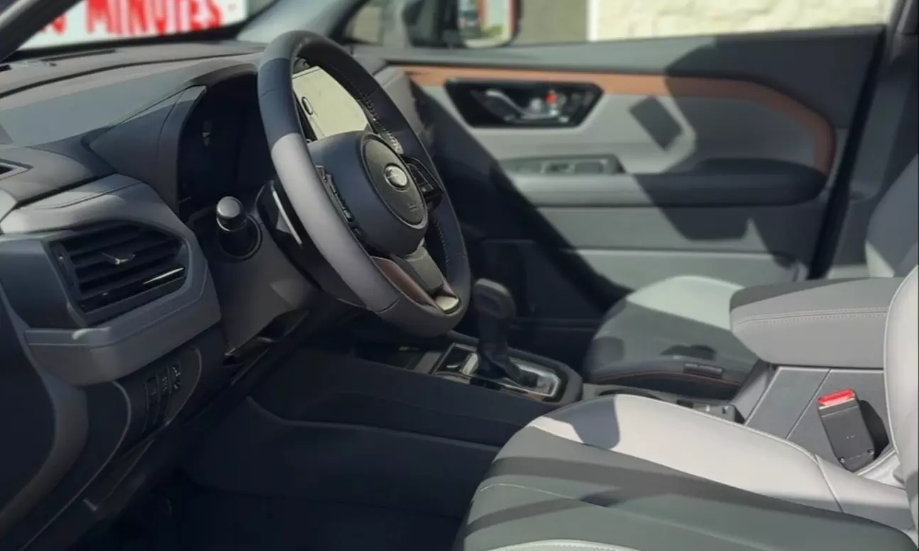 Interior + Optional Exterior Detail: Sedan/Coup, SUV or LG SUV/Truck 