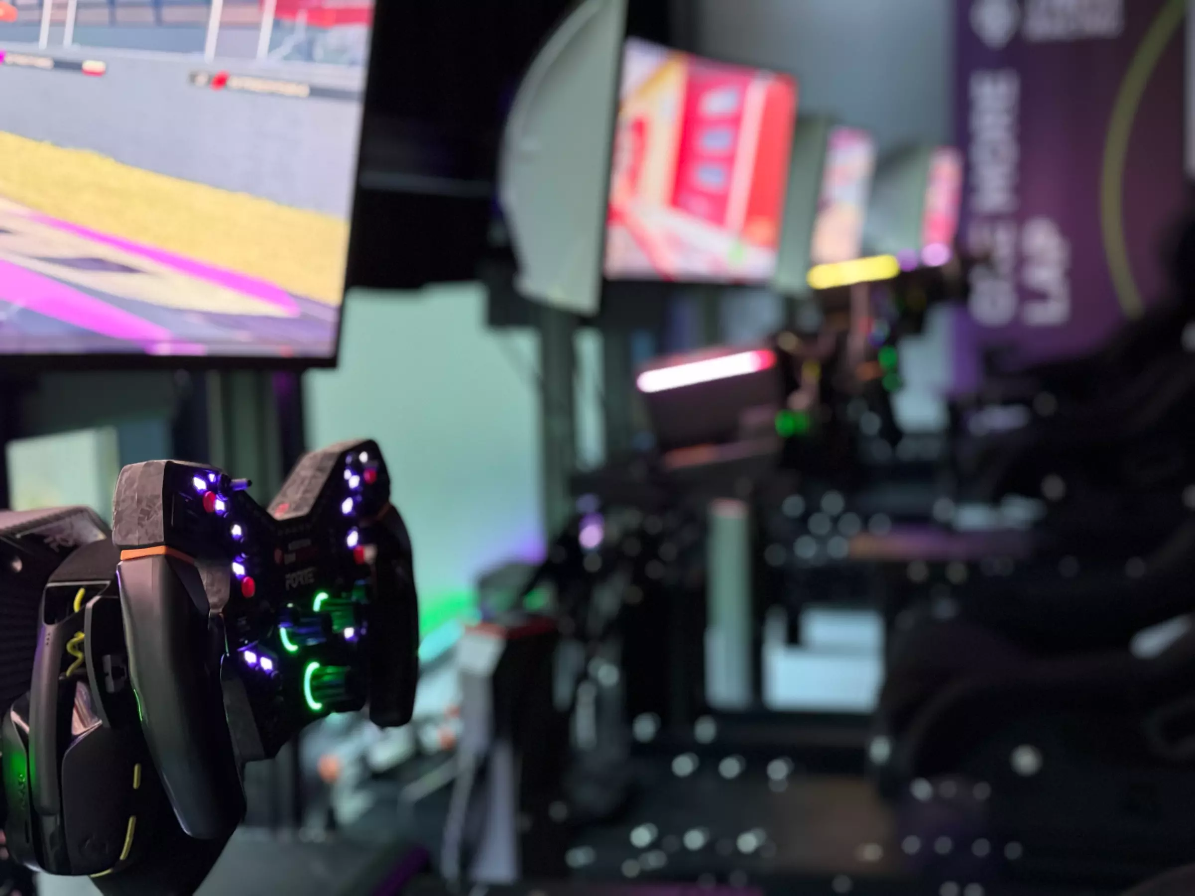 Start przygody z simracingiem dla entuzjastów wyścigów