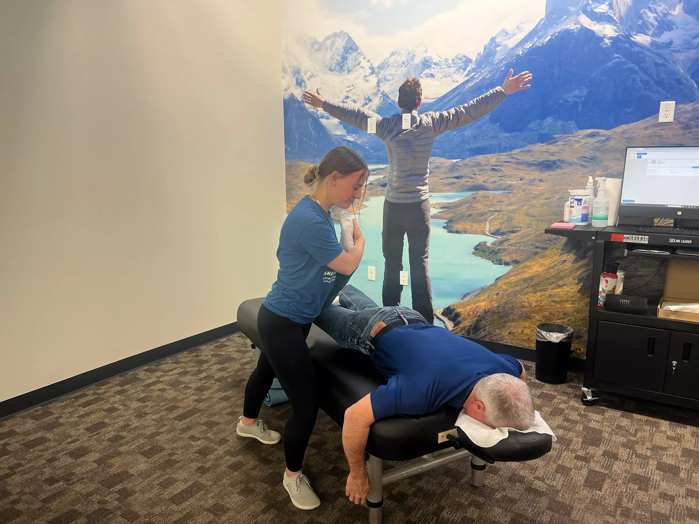 Up to 52% Off on Chiropractic Services at Knead 2 Adjust