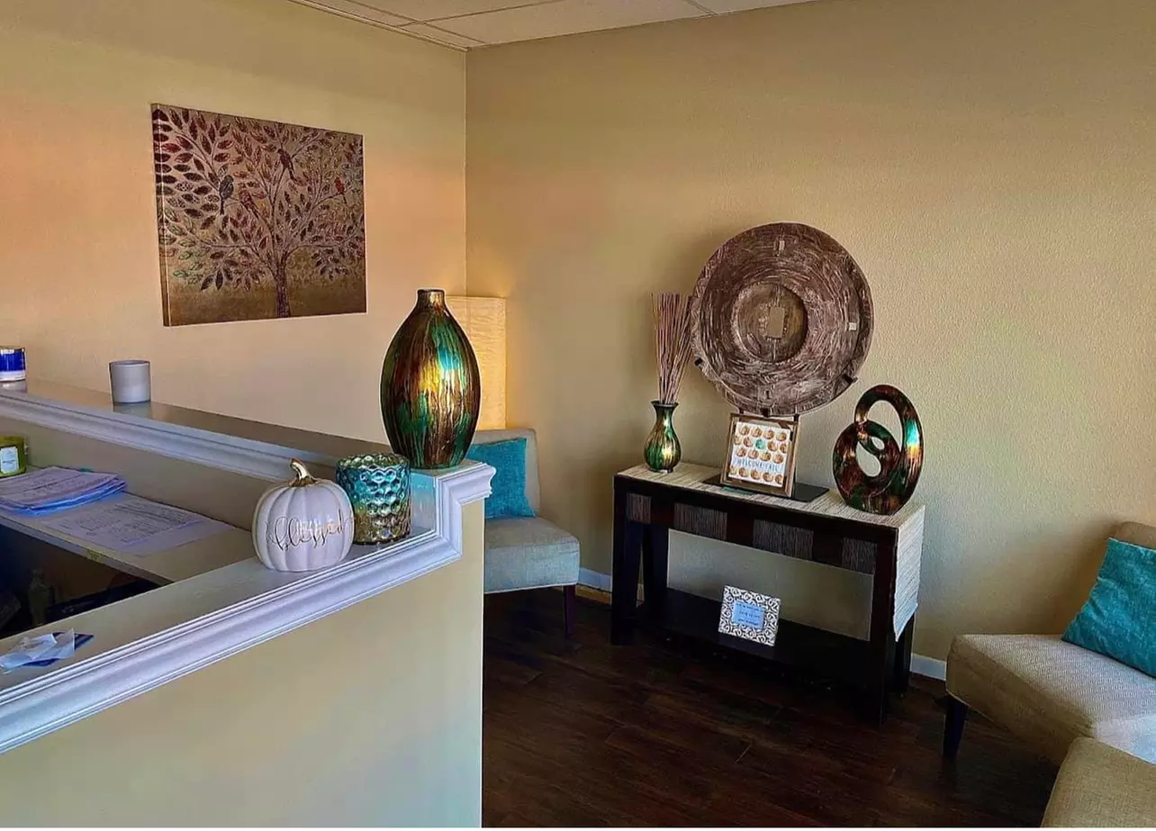 Experience Massage Bliss with a Couples Deluxe Massage including Aromatherapy and Hot Towels up to 35% off