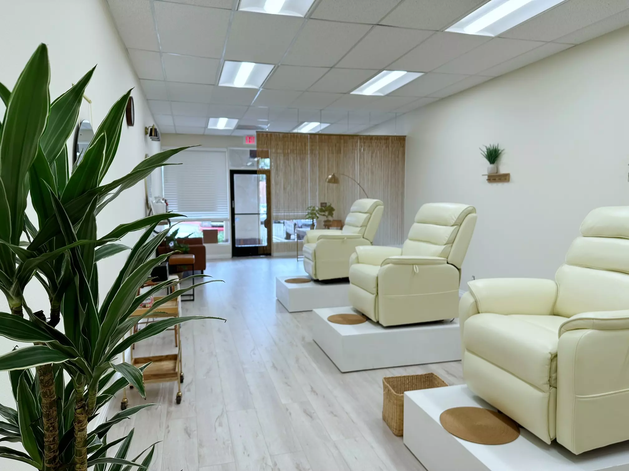 Up to 29% Off on Eyelash Extensions at Diamond Lash Beauty - Second Medium