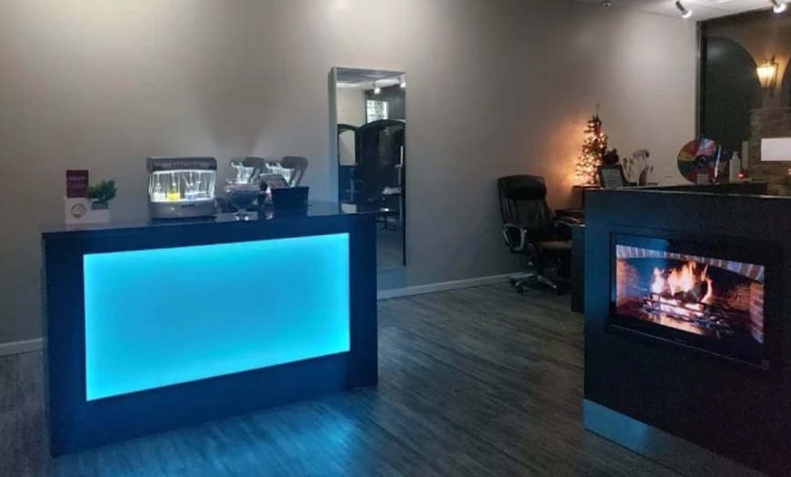 Image 5: Relaxing Massage & Oxygen Bar Journeys