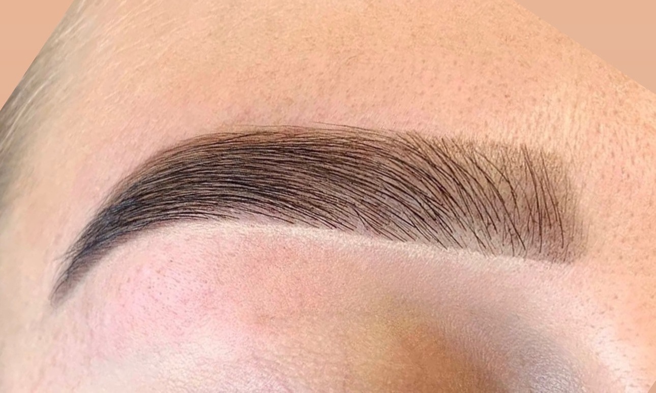 Transform Your Brows: Get Ready to Wow with Eyebrow Tinting!