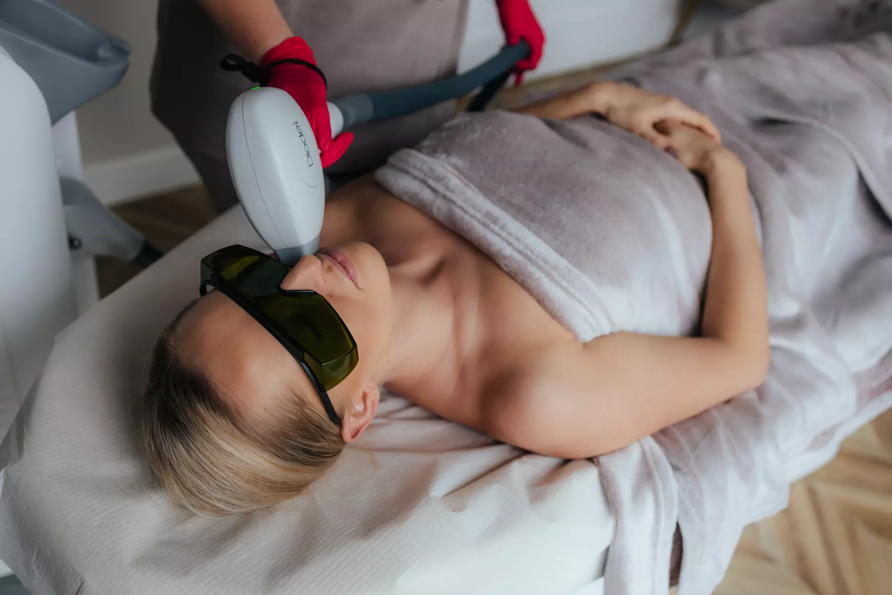 Depilacja laserowa PrimeLase Exellence na wybraną partię ciała