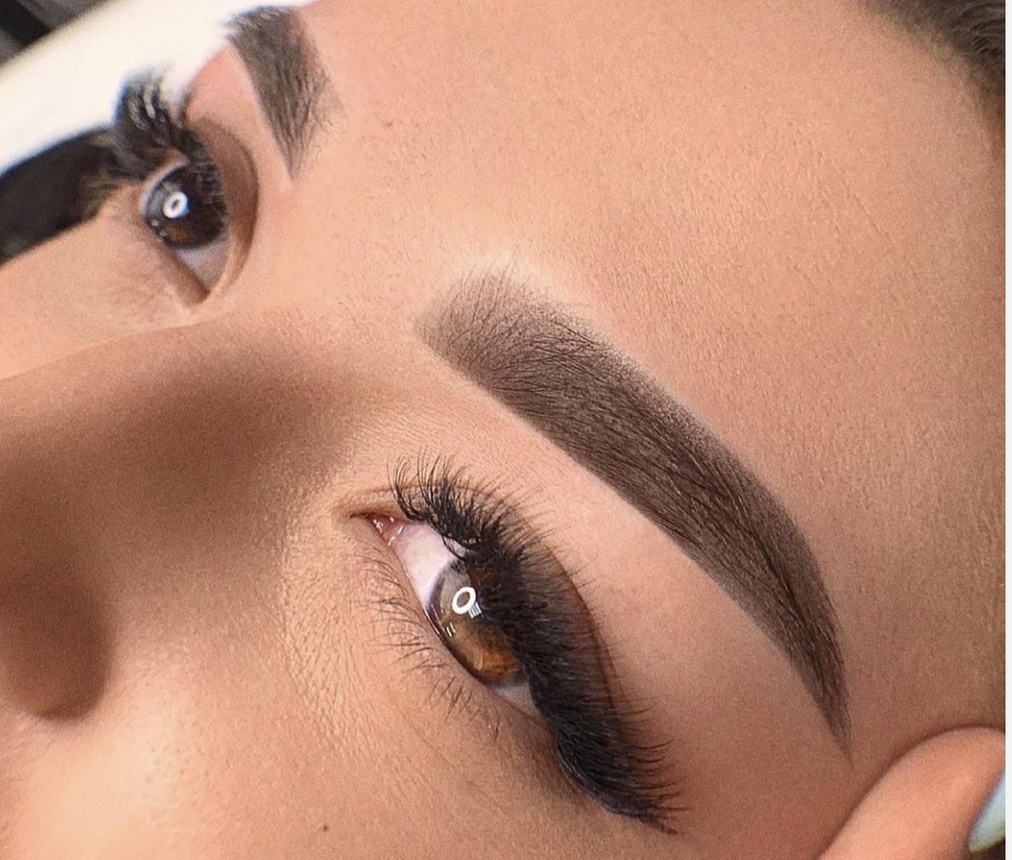 Microblading and Eyeliner Sessions with Touch-Up Options