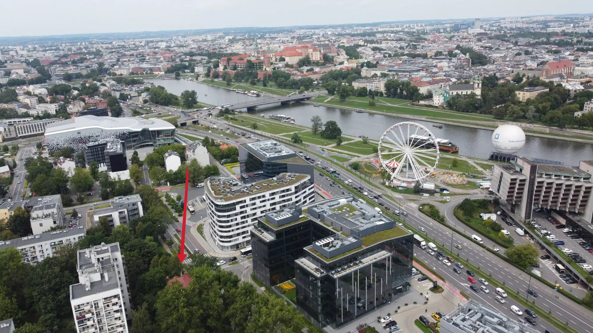 Masaż antycellulitowy nóg lub całego ciała z opcjonalną presoterapią