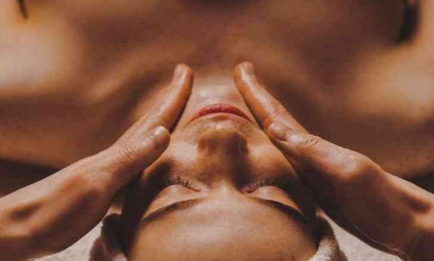Image 2: Soins du visage éclat et anti-âge à Nice