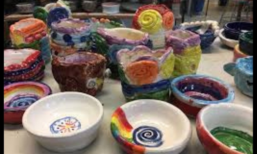 Unwind With Pottery, Mimosas, and Breathtaking Sunsets
