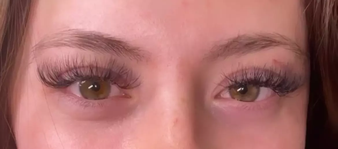 Up to 15% Off on Eyelash Extensions at Miss Lashaholic - Second Medium
