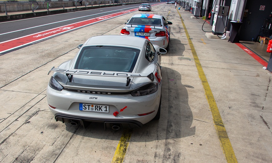 Image 8: Runden drehen im BMW oder Porsche zum Selber fahren