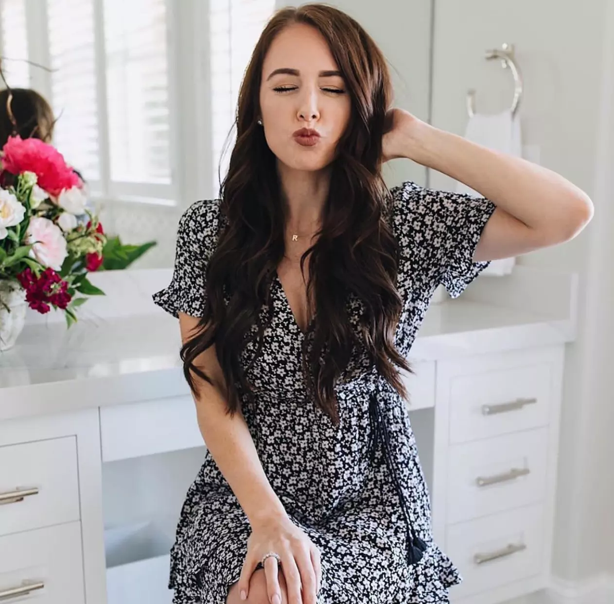 Experience The Parvenu's neat track lined extensions with feathering services, offering up to 50% discount - Second Medium