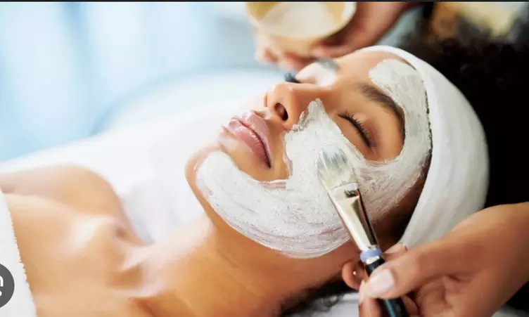 Up to 25% Off on Chemical Peel at DiamondKeys Beauty Spa - Primary Image