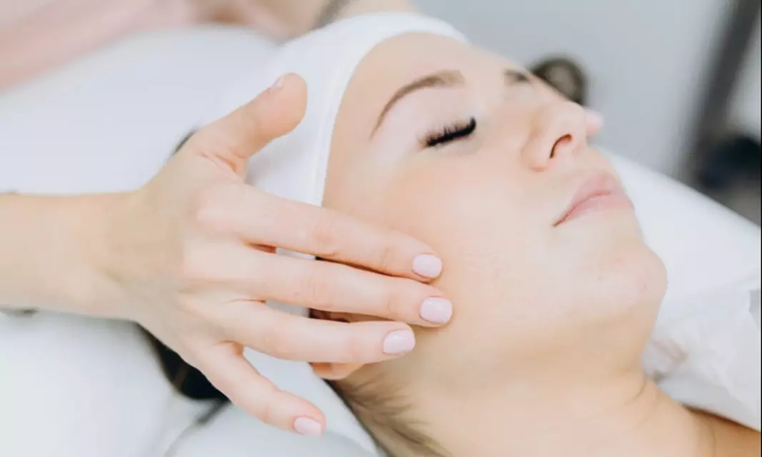 Experience SkinLab MedSpa's Rejuvenating 60-Minute Facials, Offering Luxurious Treatments with Up to 20% Off - Second Medium