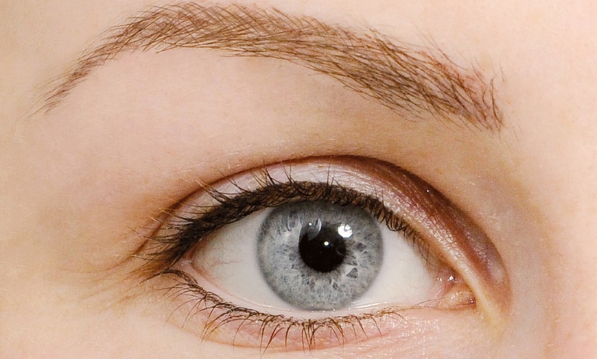 Image 1: Permanent Make-up inkl. Nachbehandlung: Lidstrich oder Wimpernkranz