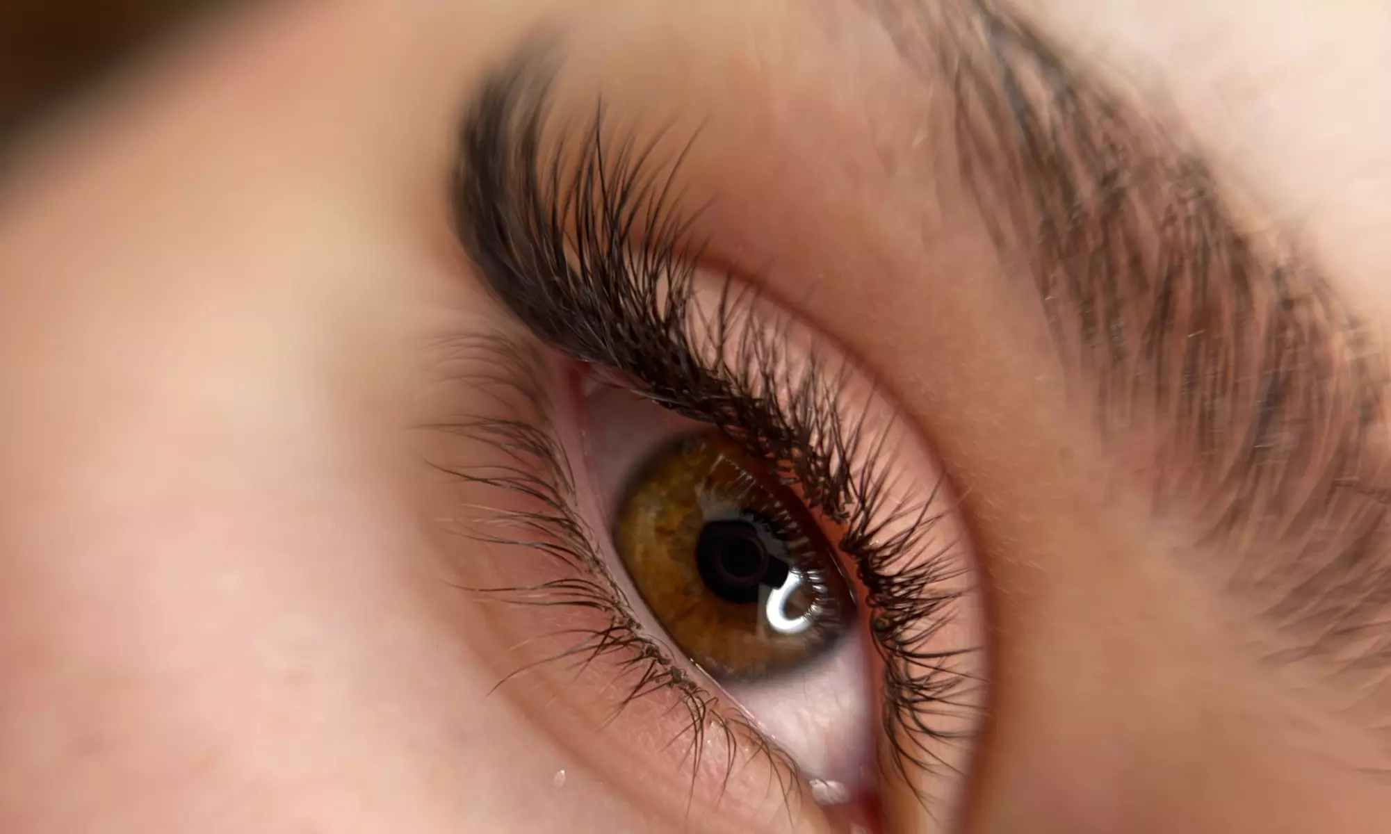 Konsultacja online z przedłużania rzęs przed zabiegiem