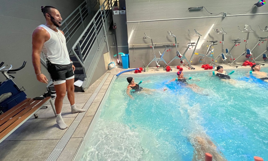 Image 1: Jusqu'à 42% de remise sur Aquabiking chez Familly Fitness CLAYE-SOUILLY