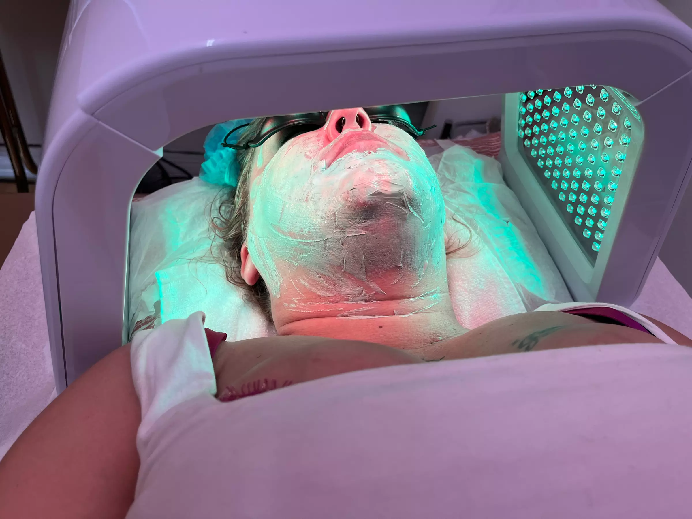 Up to 60% Off on HydraFacial at Lucky Corner Nail Spa & Waxing - Primary Image