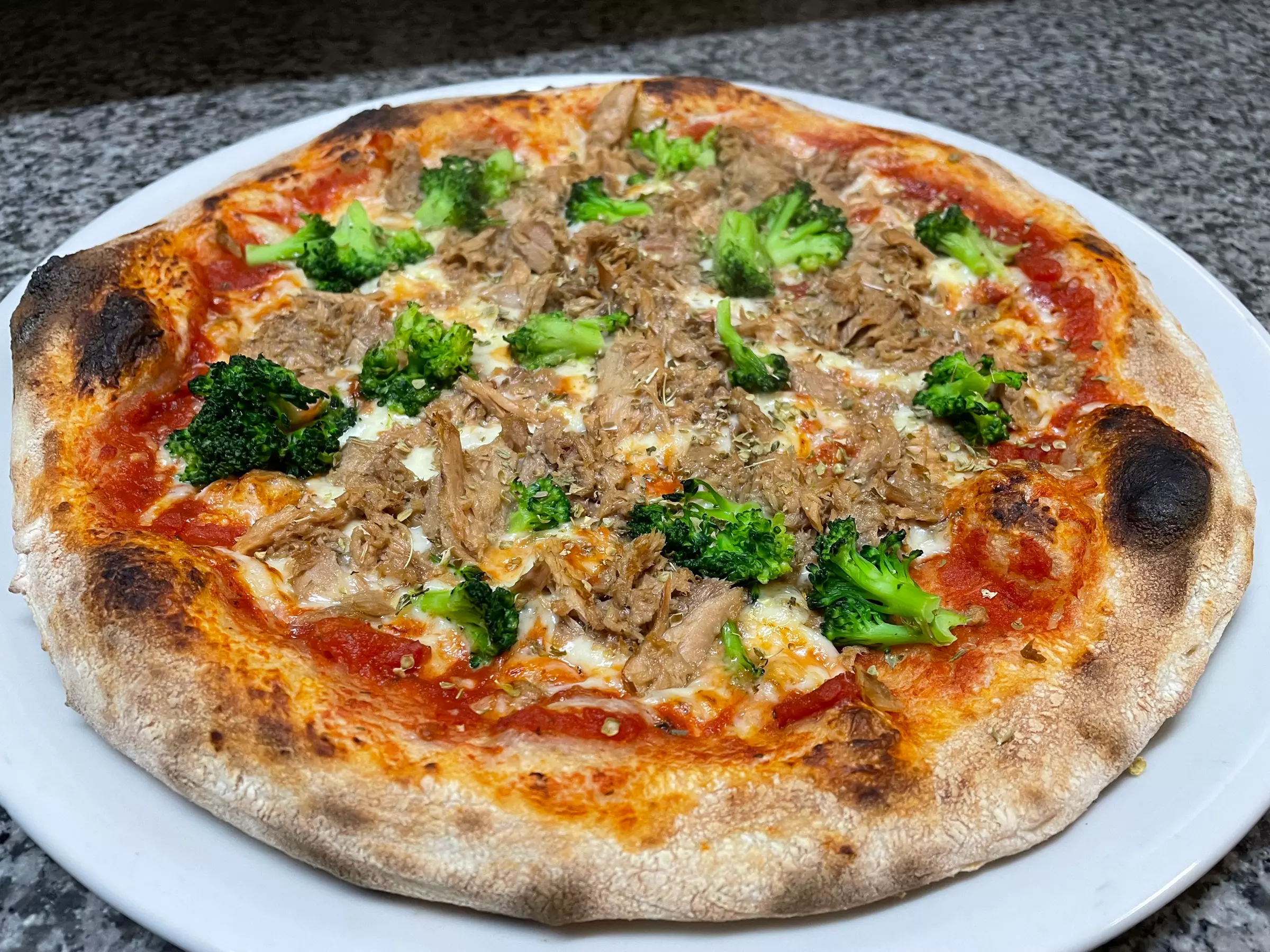 Ein Fest für den Gaumen: All-you-can-eat Steinofen Pizza