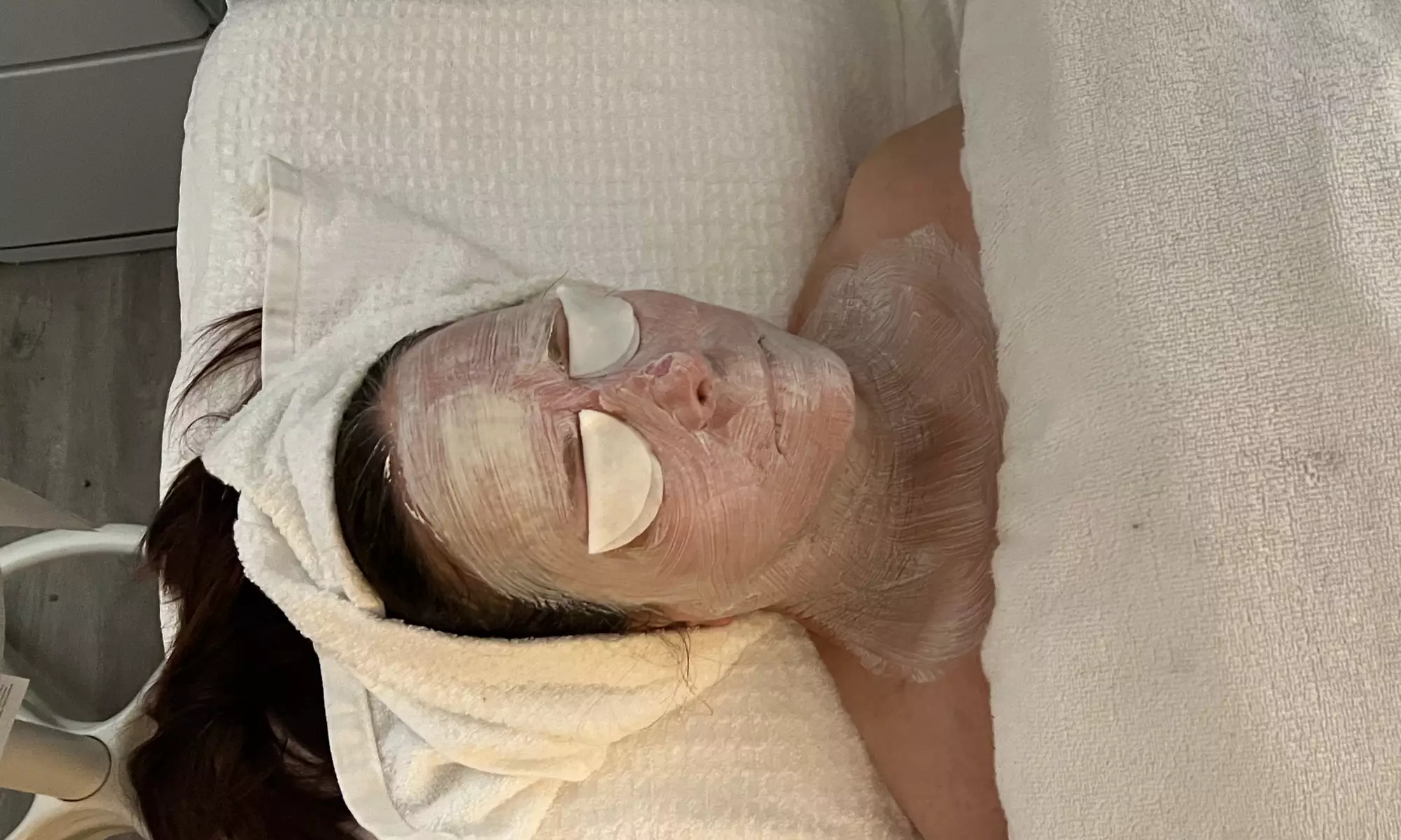 Up to 60% Off on Anti-Aging Facial at Chisel Skincare Studio - Second Medium