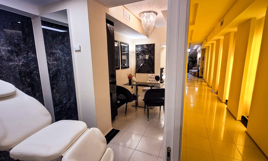 Image 8: 1 o 2 sesiones de tratamiento con exosomas con protocolo medicalizado